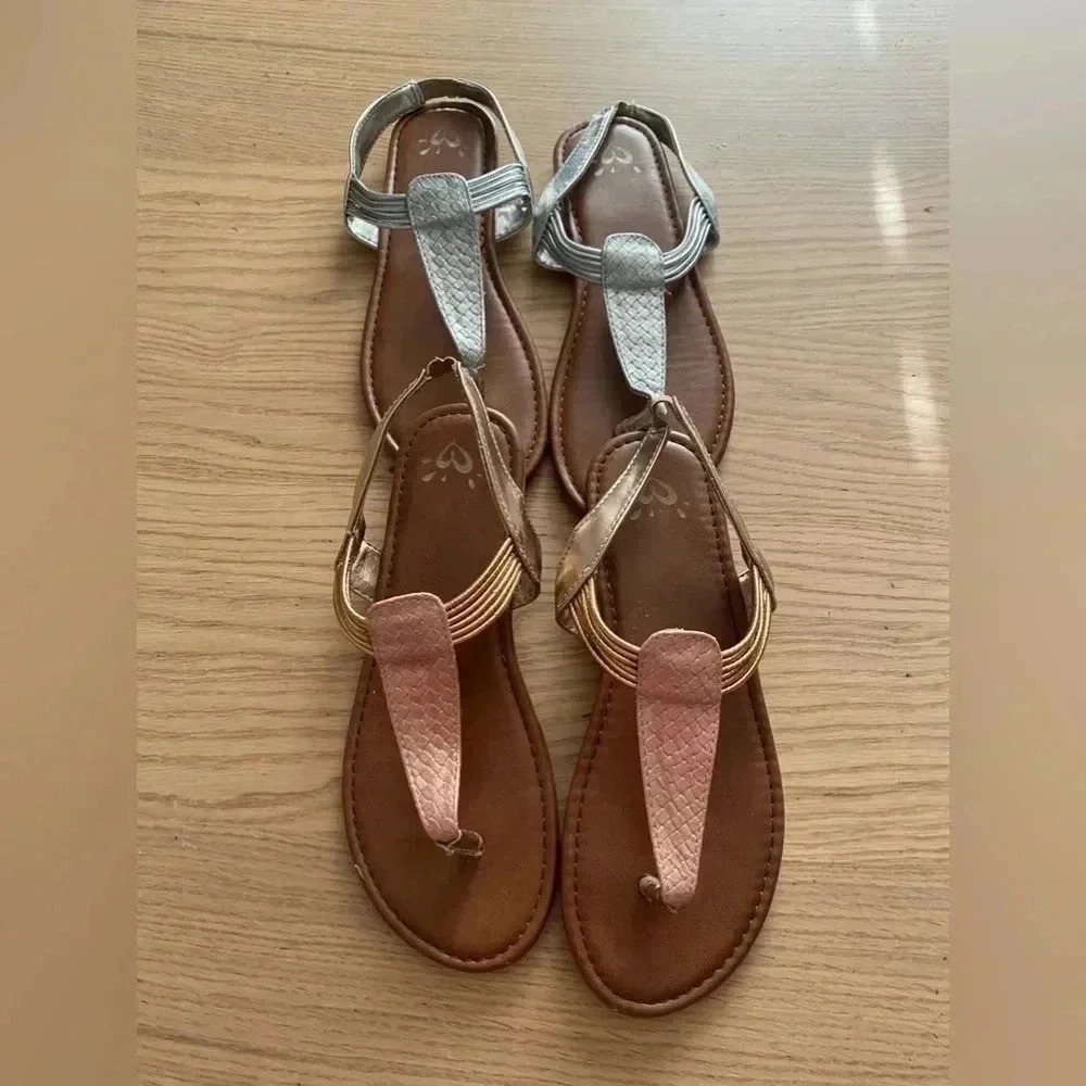 💥Justice Mermaid Scale Thong Post Strappy Sandals 5